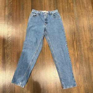 Levi's Vintage (Feb. 2005) 550 Women’s Classic Relaxed Taper (Mom jeans)